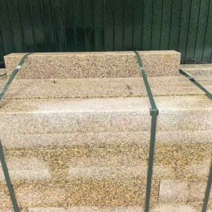 齐齐哈尔 黄金麻花岗岩石材机切面栏杆料半成品