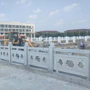 齐齐哈尔 白麻花岗岩荔枝面河道栏杆