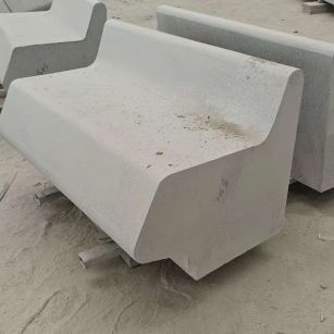 齐齐哈尔 芝麻白花岗岩异形坐凳，石凳