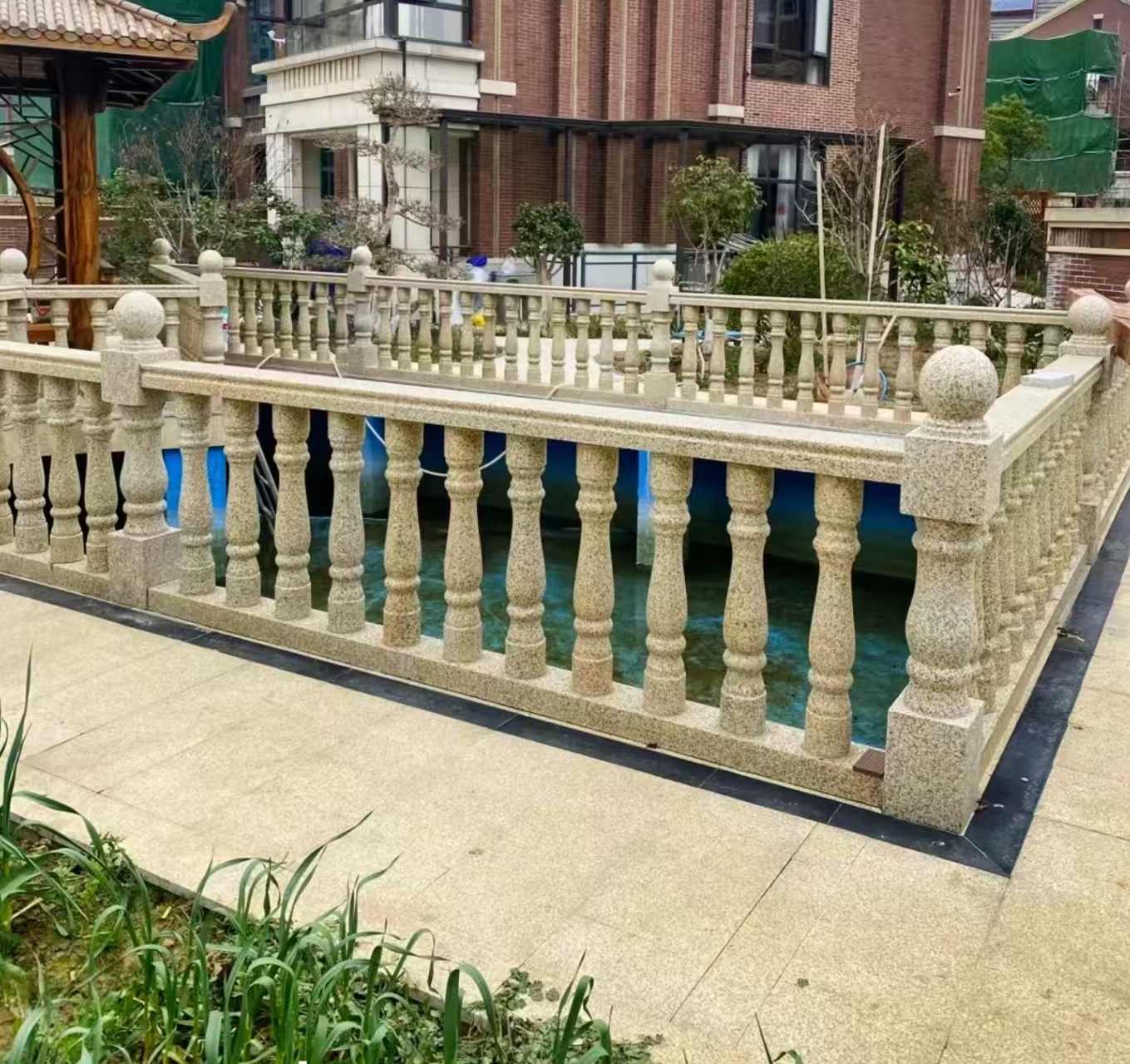 齐齐哈尔黄金麻花岗岩石材栏杆，扶手，将军柱，花瓶柱