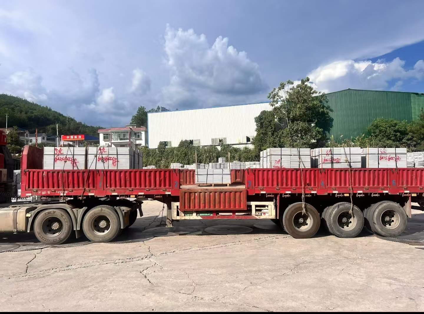 齐齐哈尔 芝麻灰花岗岩地铺石出货日常