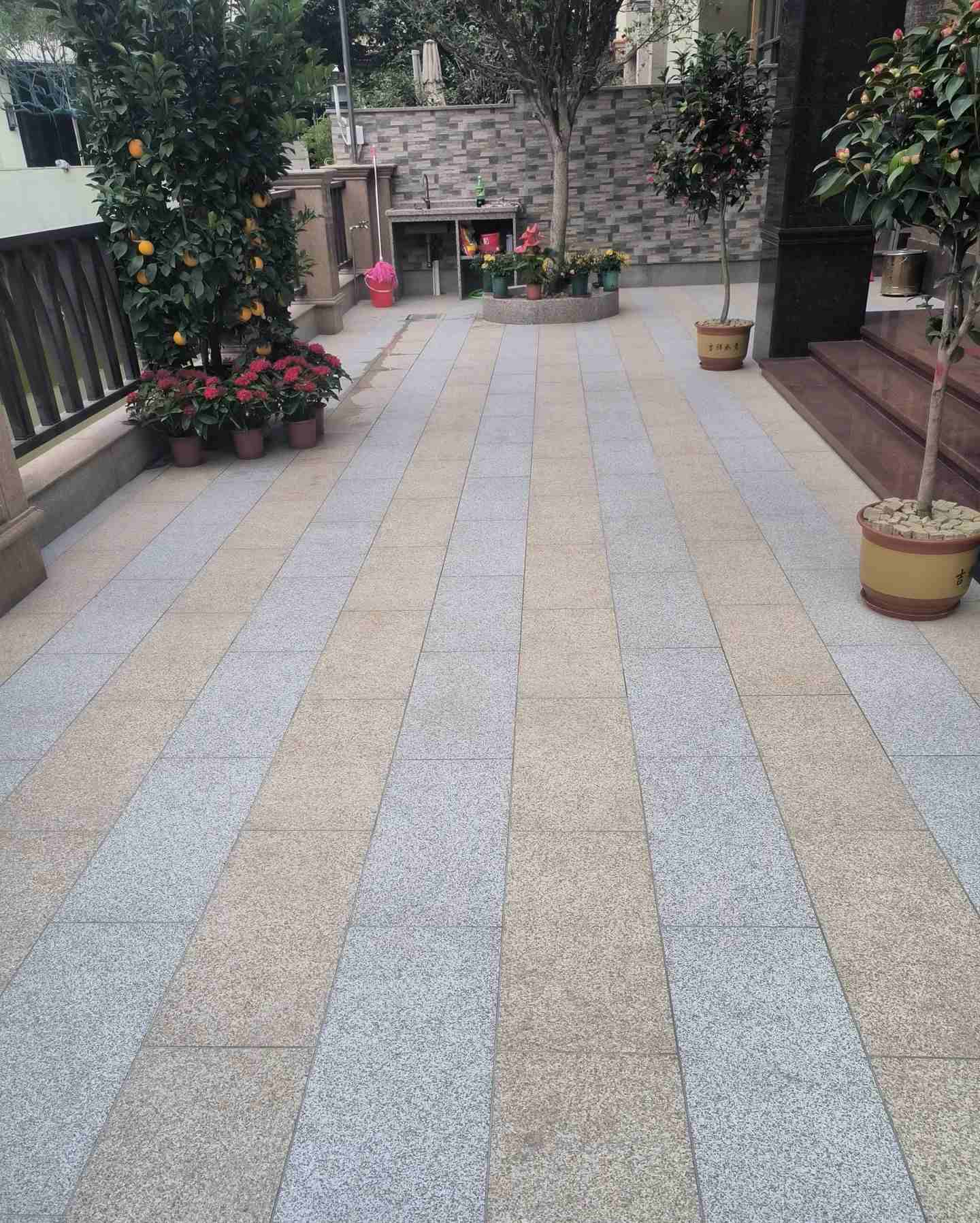 齐齐哈尔 黄金麻白麻荔枝面庭院铺装展示