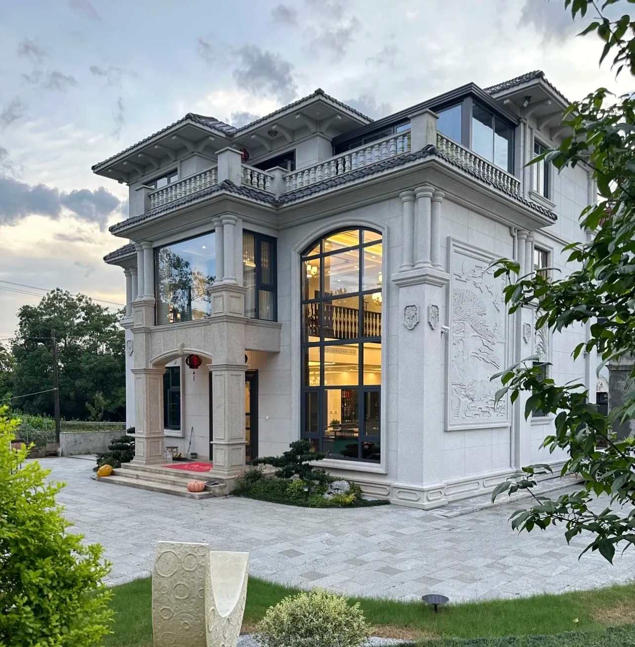 齐齐哈尔 白麻花岗岩私人别墅干挂石材豪华定制