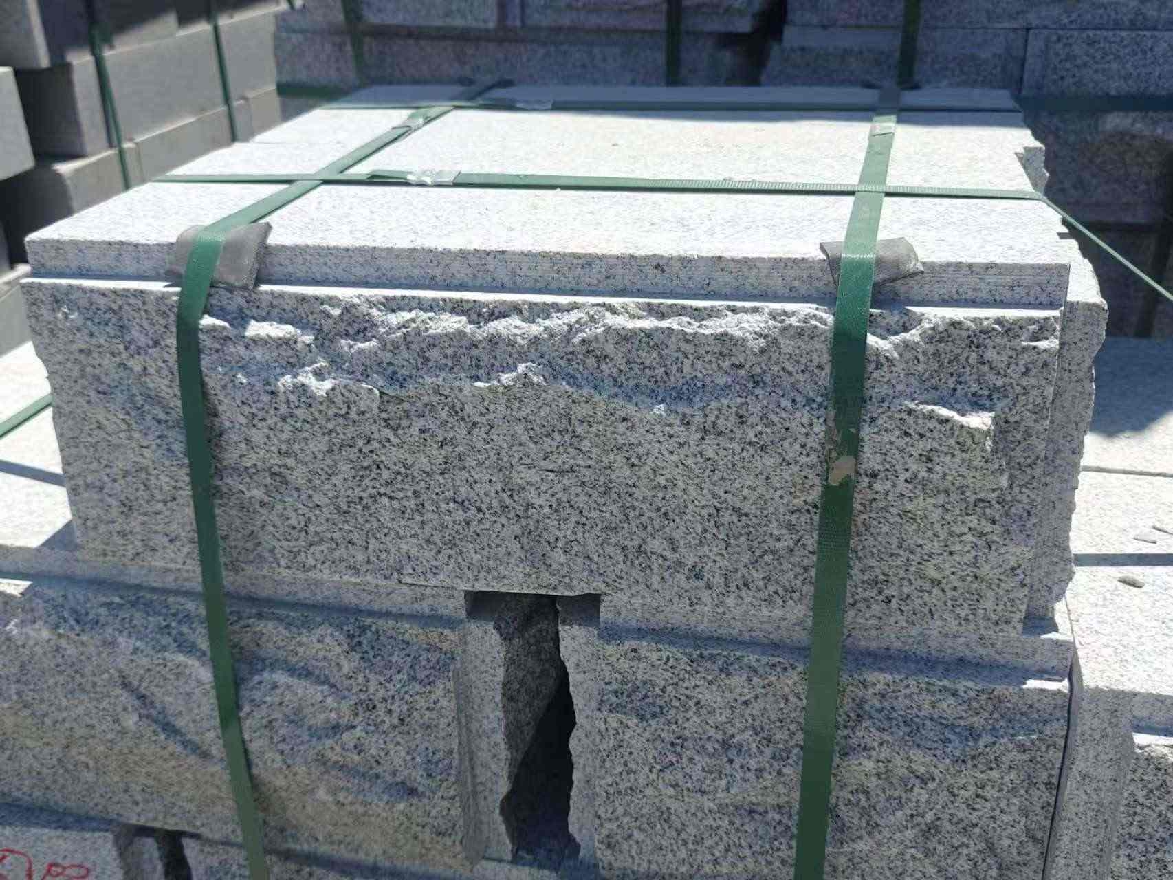 齐齐哈尔 芝麻白花岗岩自然面成品