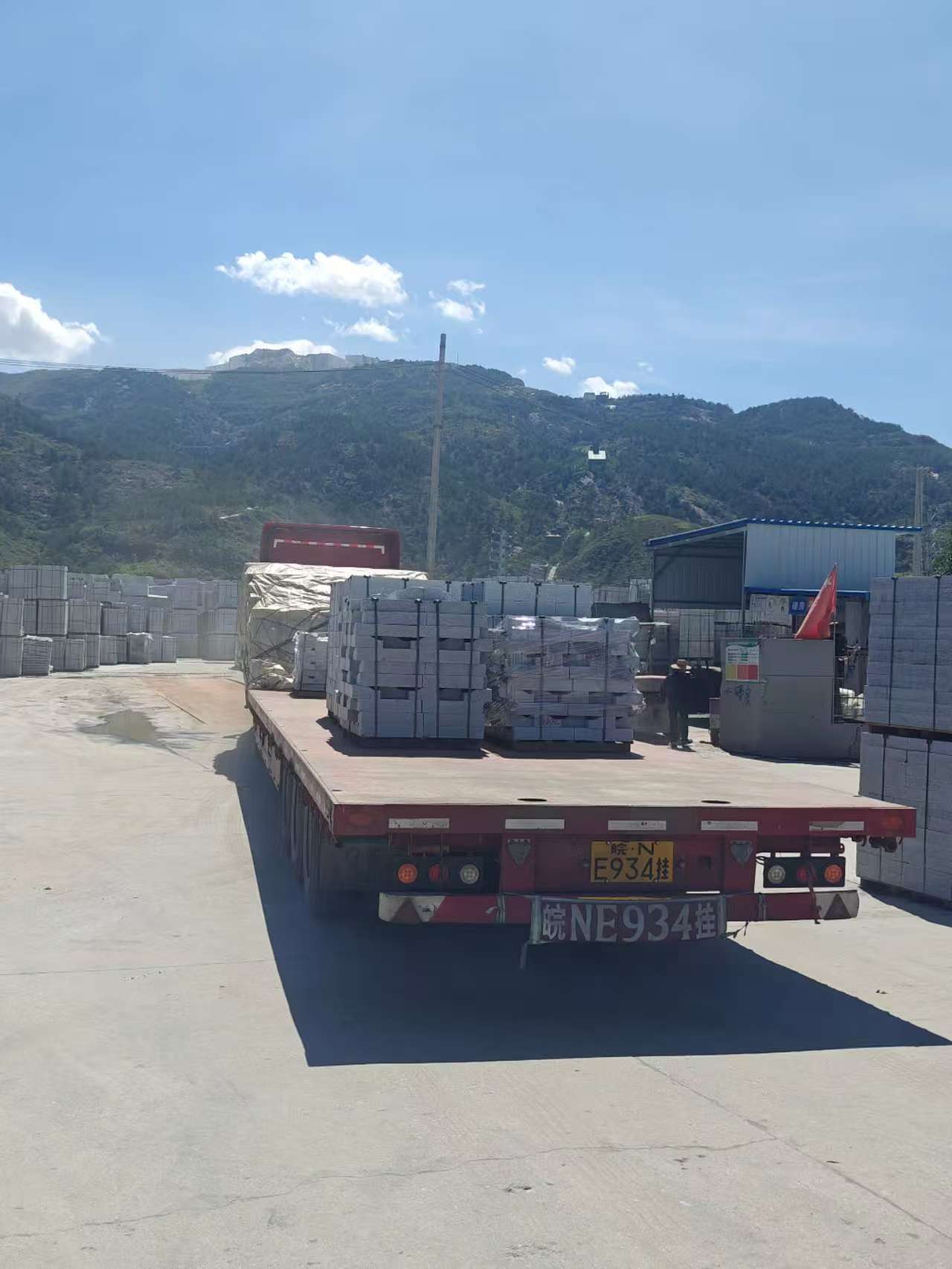 齐齐哈尔 芝麻白仿形路沿石，直形路沿石