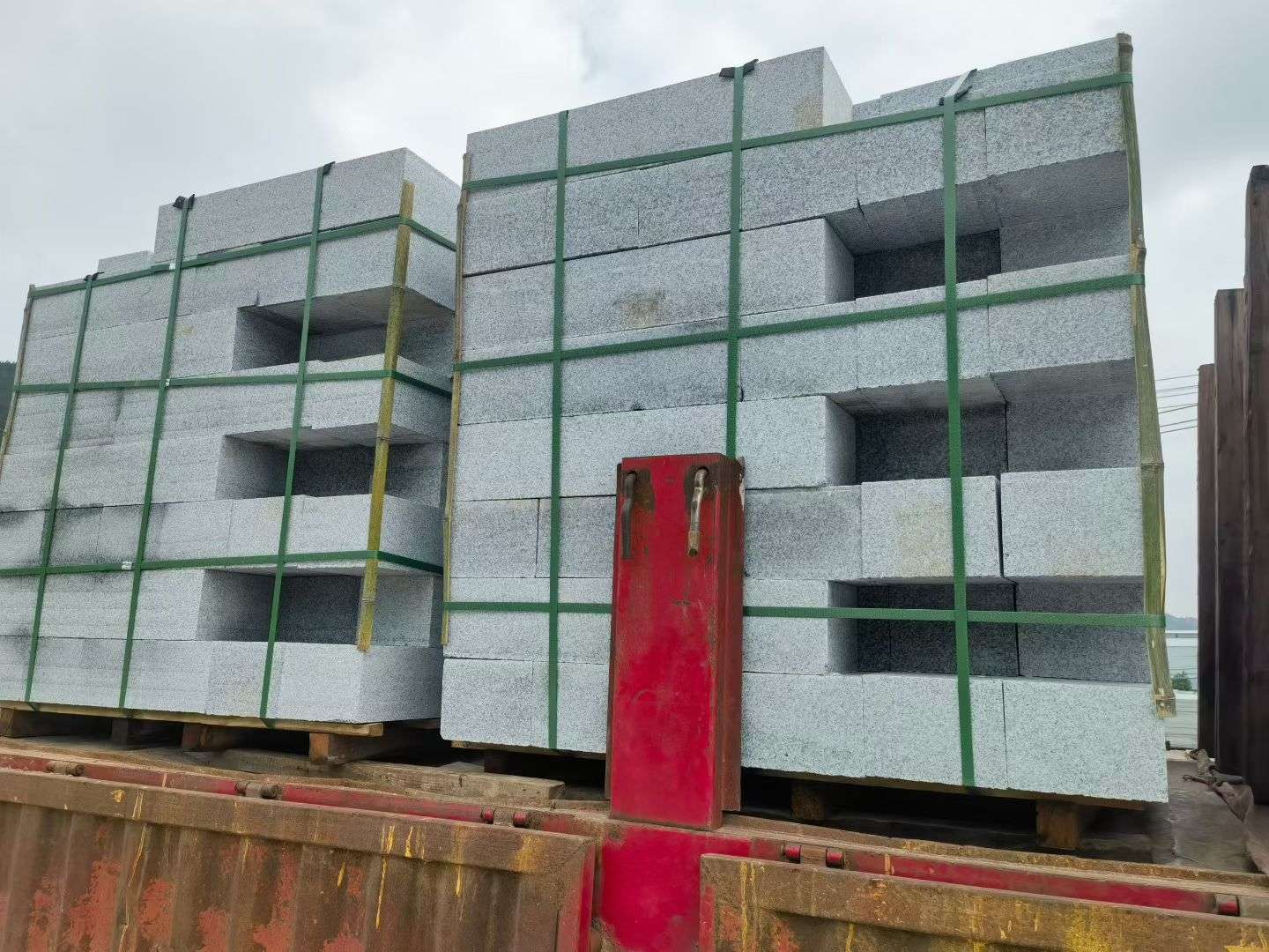 齐齐哈尔 芝麻白花岗岩路沿石，平石，路侧石，马路牙子，路缘石，立缘石，平缘石等