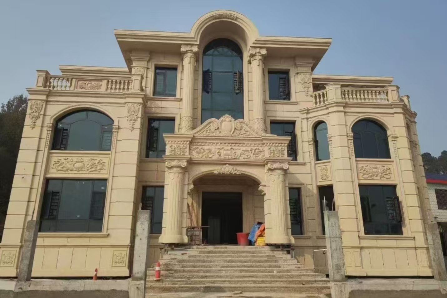 齐齐哈尔 黄金麻花岗岩别墅外墙干挂